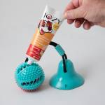 Играчка за куче интерактивна топка за лакомства Ф 8 см, с вакуум, 36 см 